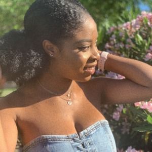 Meet your Posher, Grace